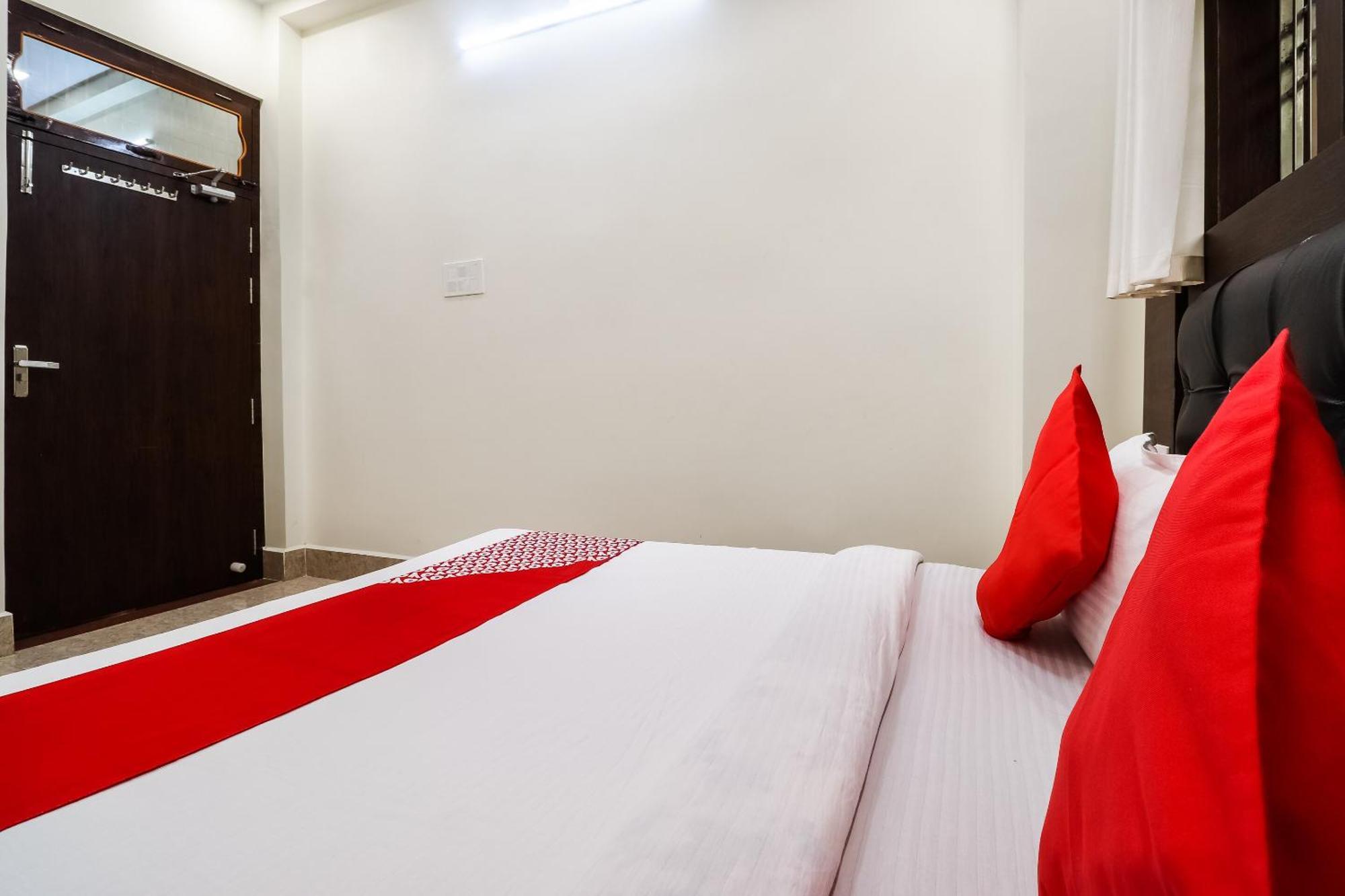 Hotel O Gdd Kuteer Noida Extérieur photo