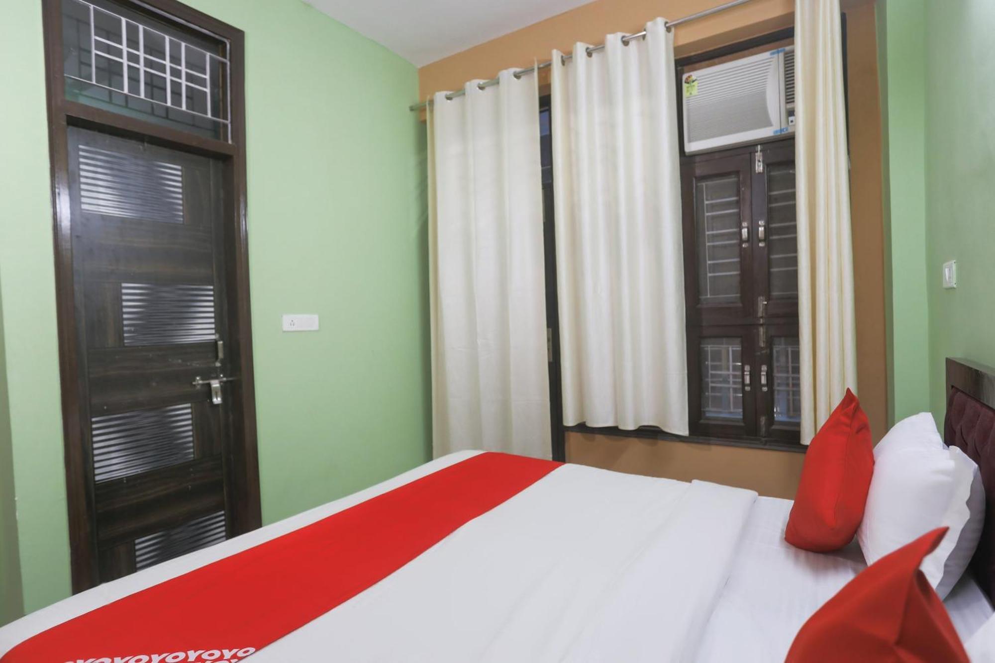 Hotel O Gdd Kuteer Noida Extérieur photo