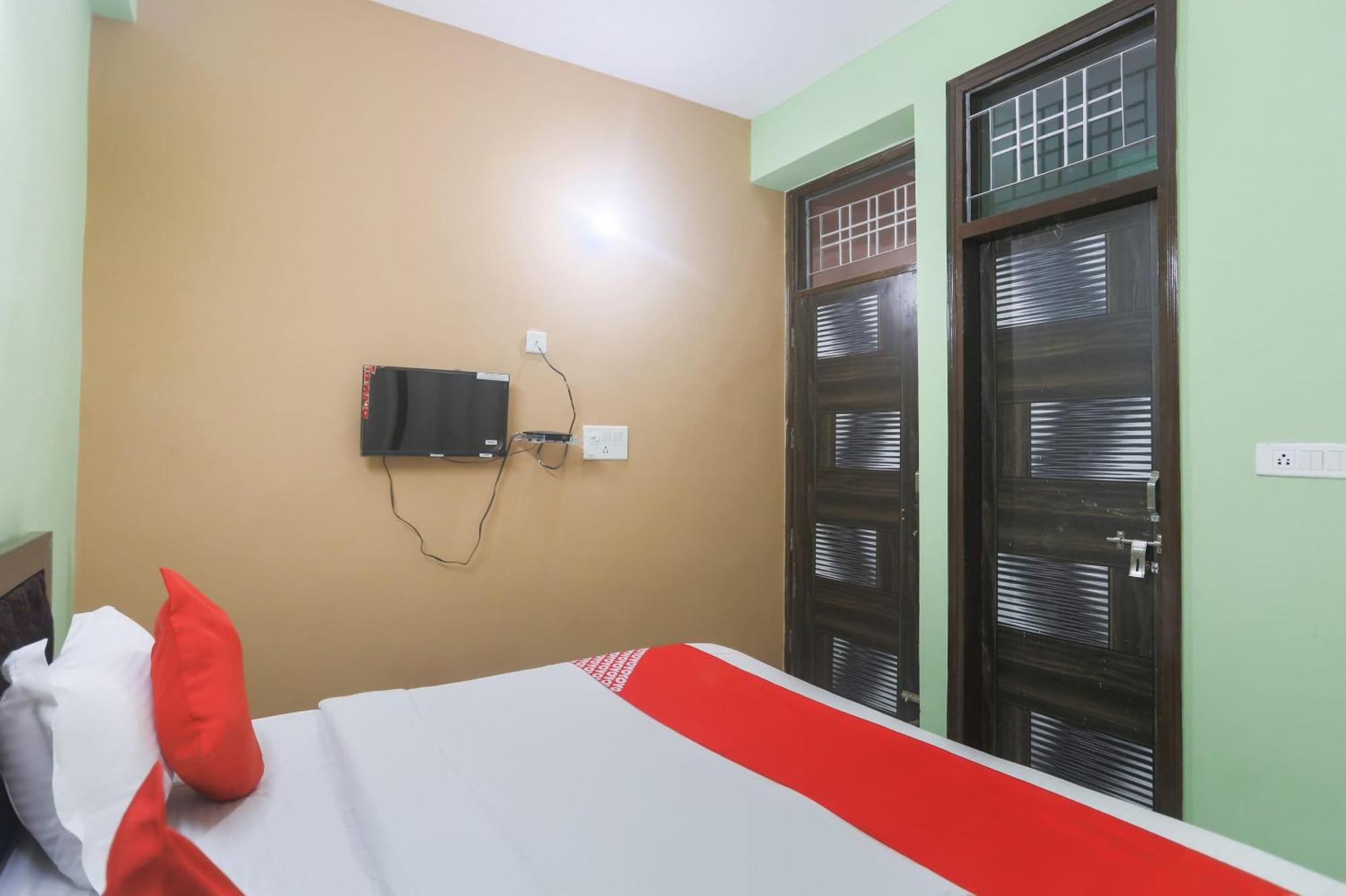 Hotel O Gdd Kuteer Noida Extérieur photo